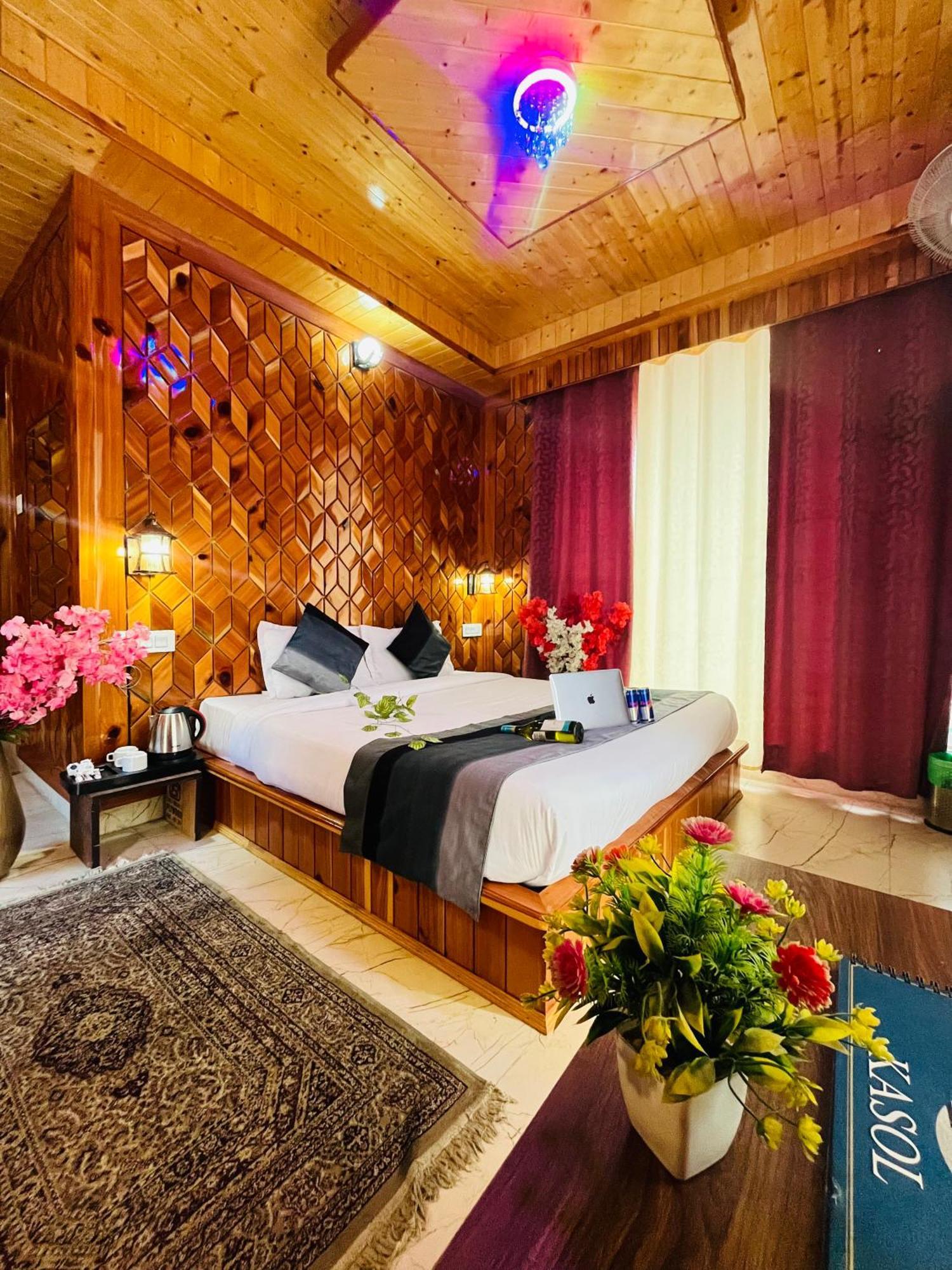 Hotel Brownie River View Kasol Exterior foto