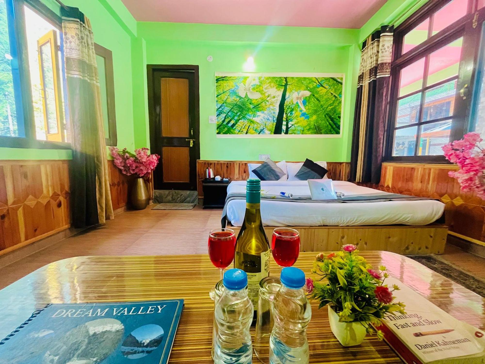 Hotel Brownie River View Kasol Exterior foto